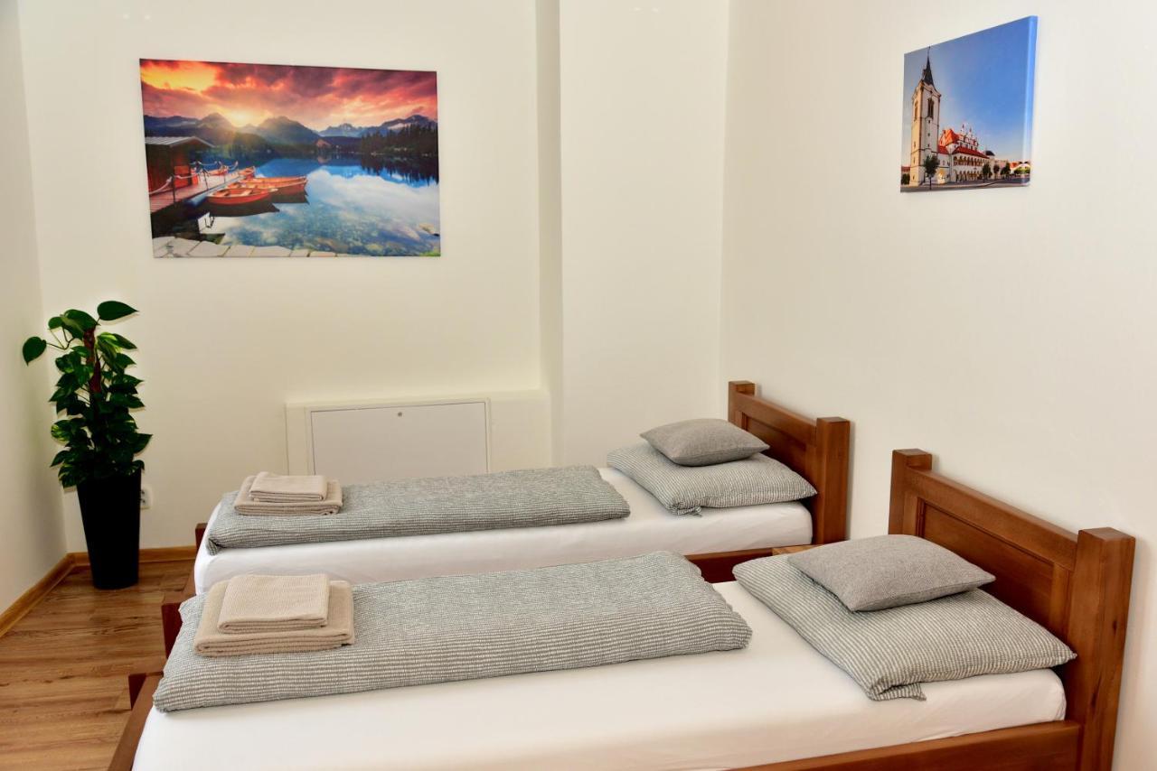 Penzion Oso Vrbov Extérieur photo