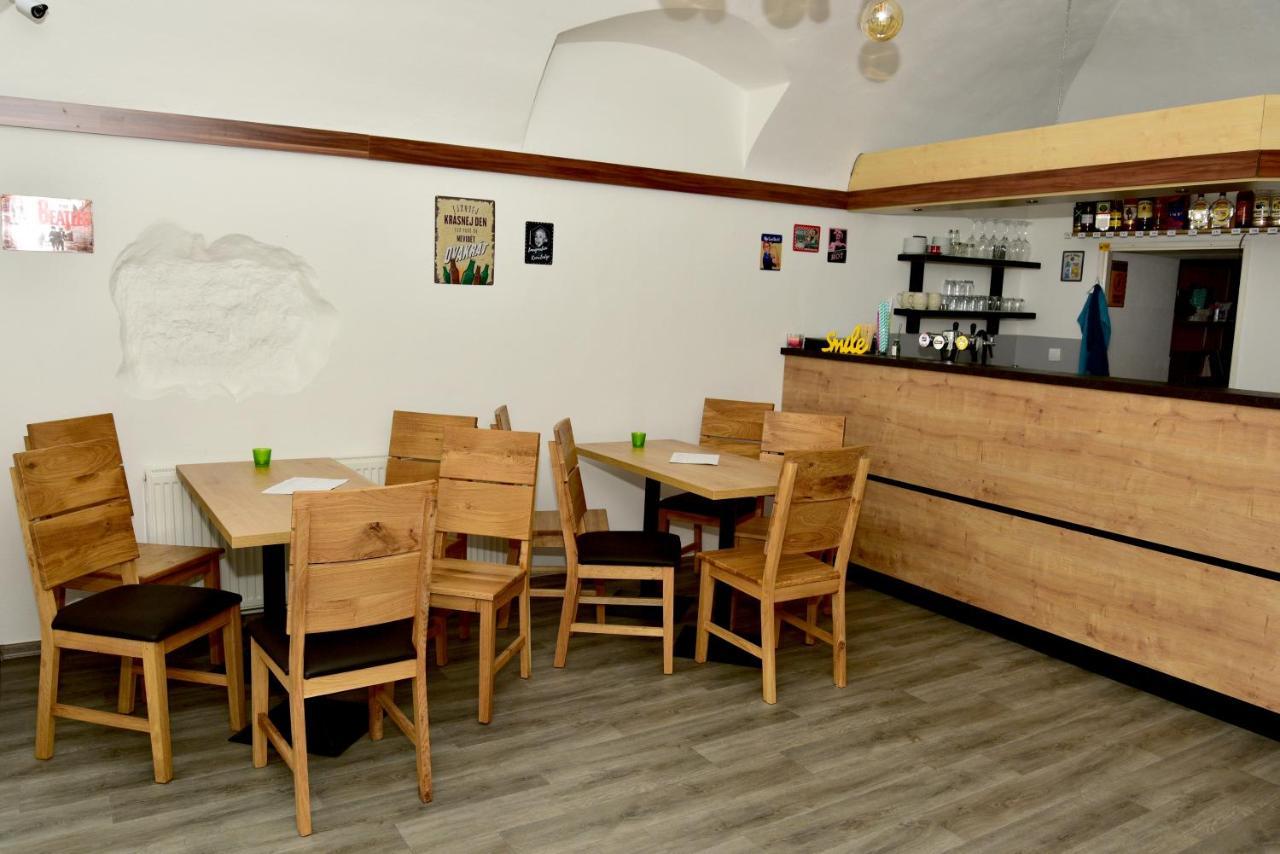 Penzion Oso Vrbov Extérieur photo